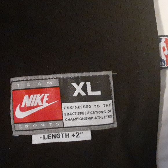 Mens XL nike Iverson Philadelphia 76ers jersey - Picture 4 of 4